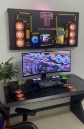 Case máy tính treo tường theo yêu cầu - Wall PC Custom